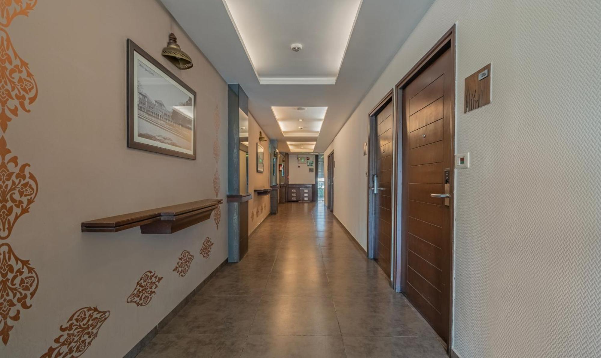 Hotel Casa, Vadodara Kültér fotó