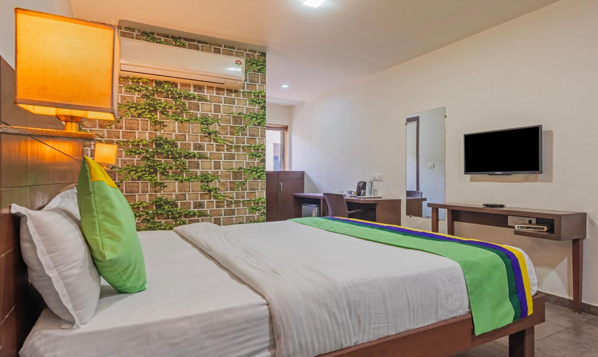Hotel Casa, Vadodara Kültér fotó